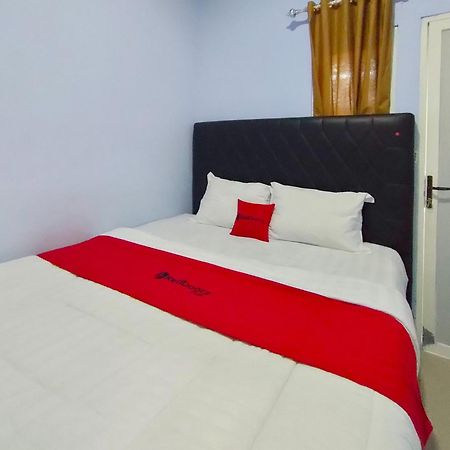 Reddoorz Syariah Near Stasiun Wates Ξενοδοχείο Wates  Εξωτερικό φωτογραφία