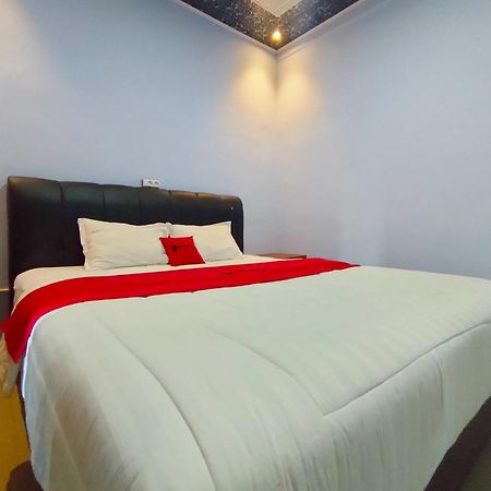 Reddoorz Syariah Near Stasiun Wates Ξενοδοχείο Wates  Εξωτερικό φωτογραφία