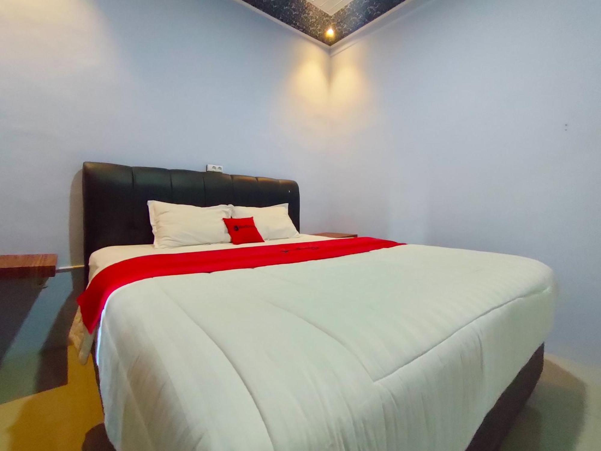 Reddoorz Syariah Near Stasiun Wates Ξενοδοχείο Wates  Εξωτερικό φωτογραφία