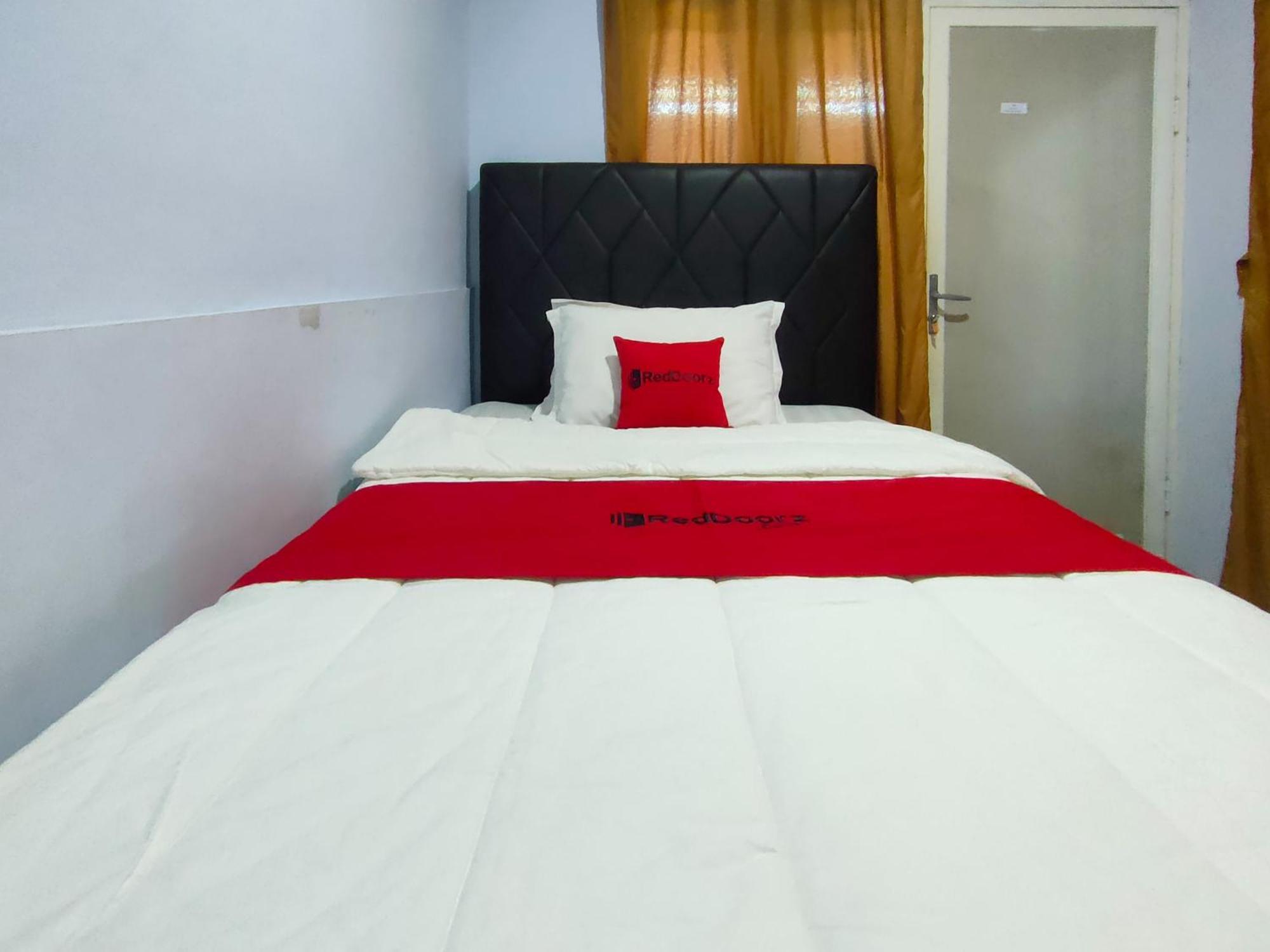 Reddoorz Syariah Near Stasiun Wates Ξενοδοχείο Wates  Εξωτερικό φωτογραφία